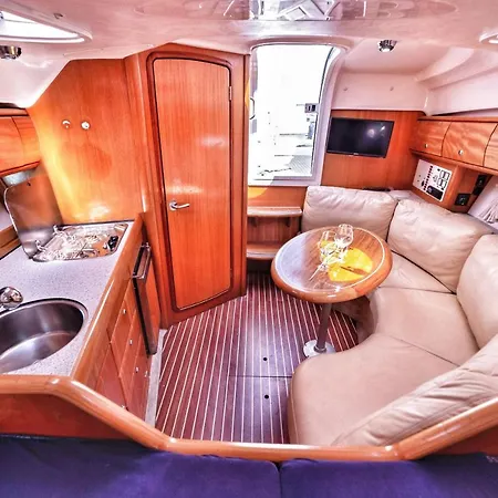 Boat Exclusive Bateau-hôtel *
